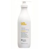 Use milk_shake deep cleansing shampoo, SLES-free, to gently remove styling product residue and chlorine from hair. With fruit and honey extracts and milk proteins, it cleanses hair deeply but gently, maintaining its moisture balance.