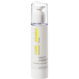milk_shake glistening milk eliminates frizz, maintains moisture balance, and protects hair from heat while using drying and styling tools. Hair is transformed to become extremely soft, shiny, and manageable.
