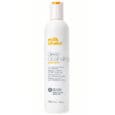Use milk_shake deep cleansing shampoo, SLES-free, to gently remove styling product residue and chlorine from hair. With fruit and honey extracts and milk proteins, it cleanses hair deeply but gently, maintaining its moisture balance.